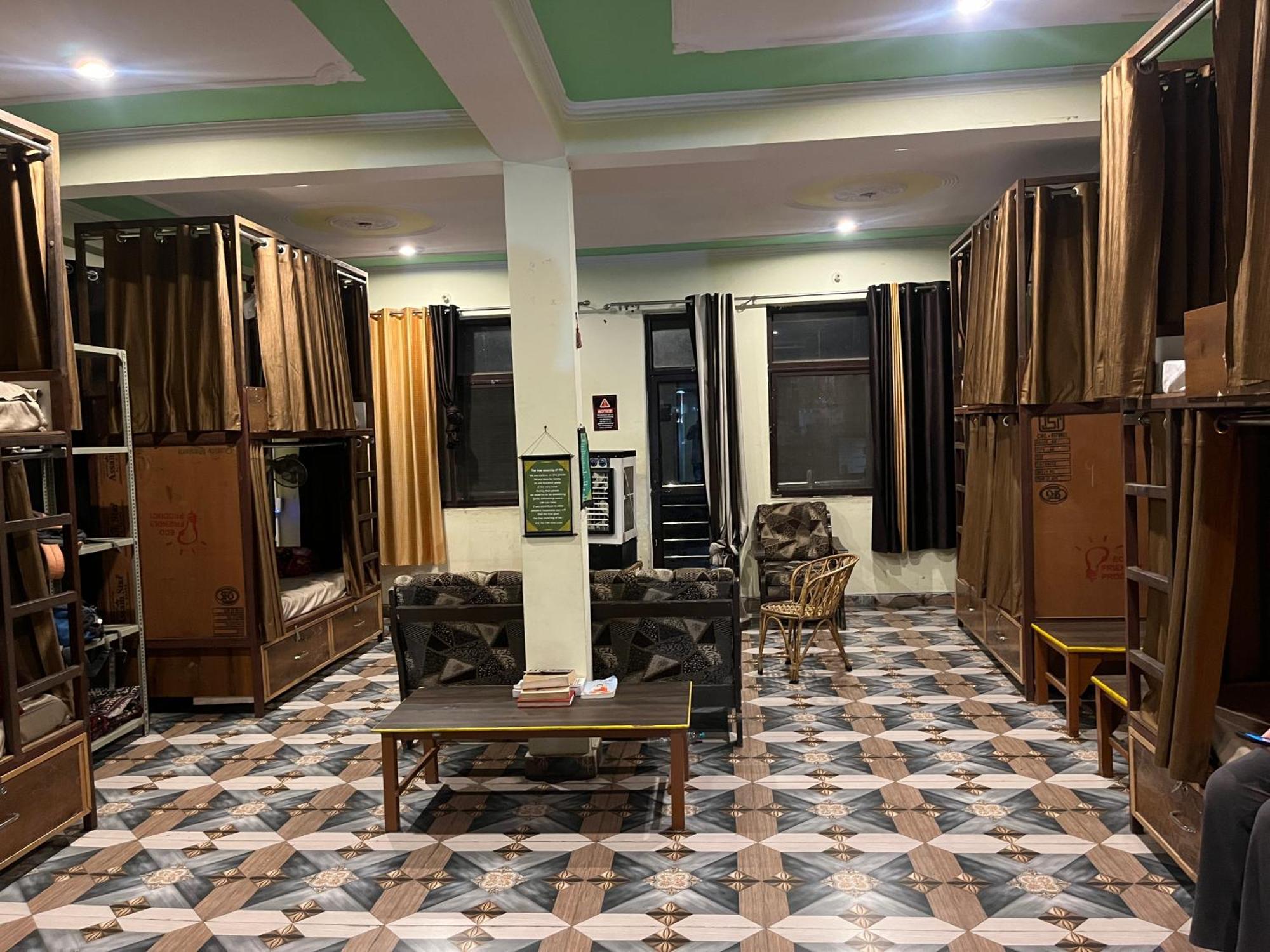 Soul Hostel Ришикеш Экстерьер фото