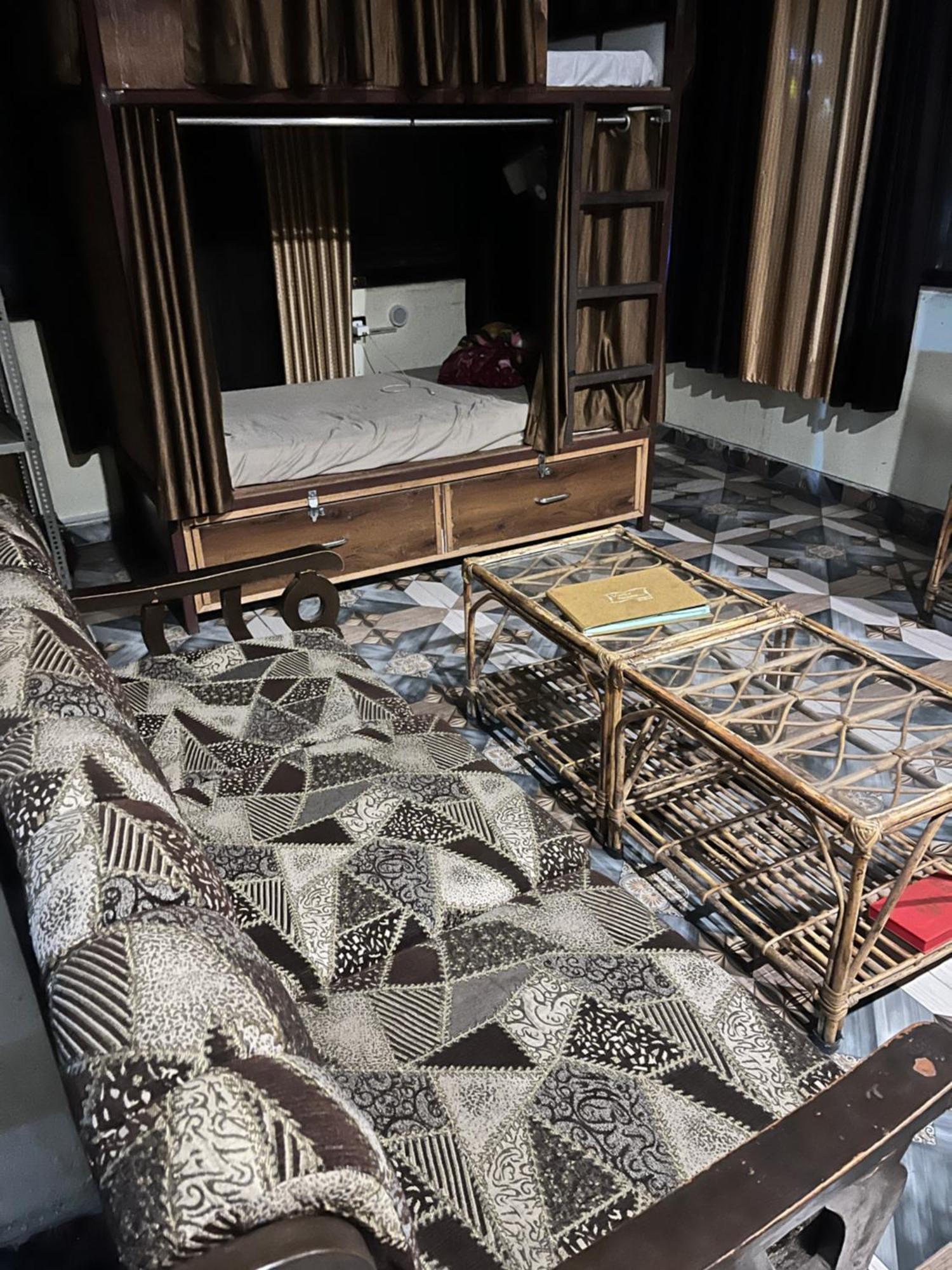 Soul Hostel Ришикеш Экстерьер фото