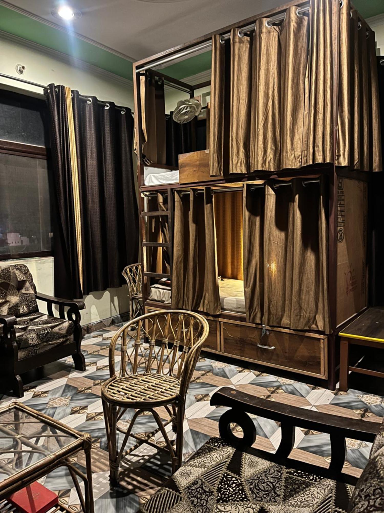 Soul Hostel Ришикеш Экстерьер фото